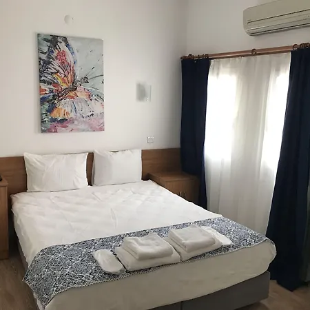 Tay Nocleg ze śniadaniem 3*